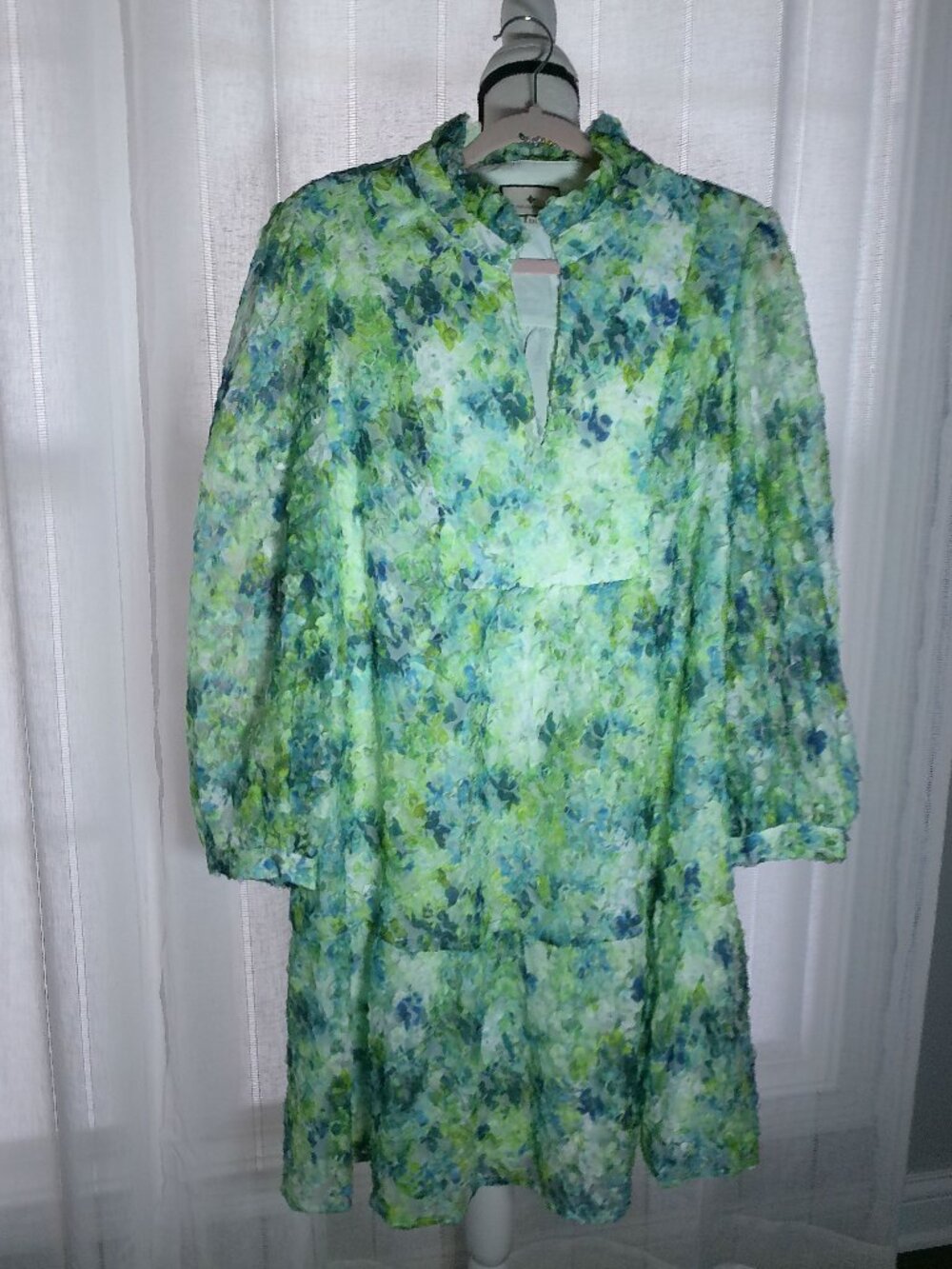 TUCKERNUCK Long Slve Ruffle Collar V-Neck White w/Florals Lacy Overlay Dress XXL - Picture 2 of 11